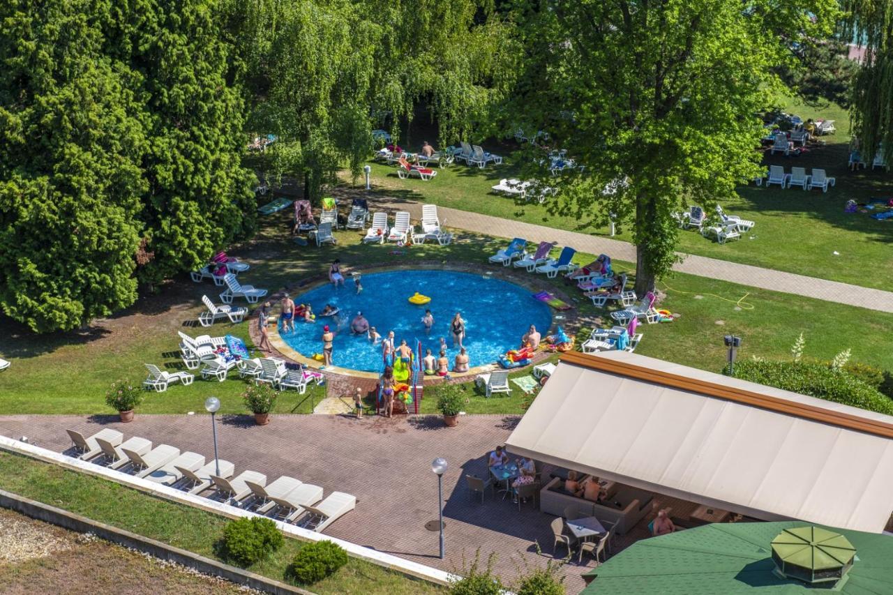 Hotel Club Tihany Luaran gambar