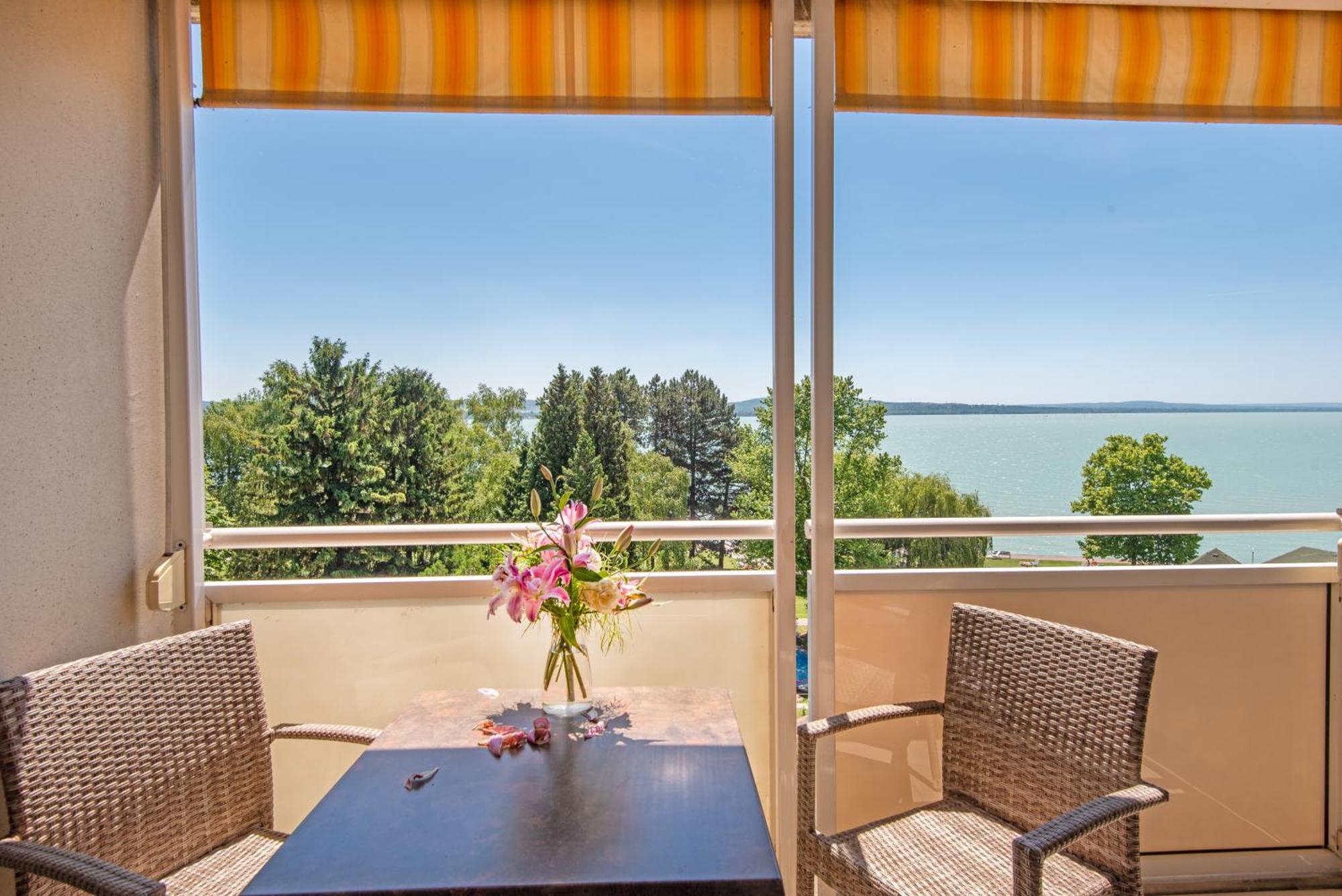 Hotel Club Tihany Luaran gambar