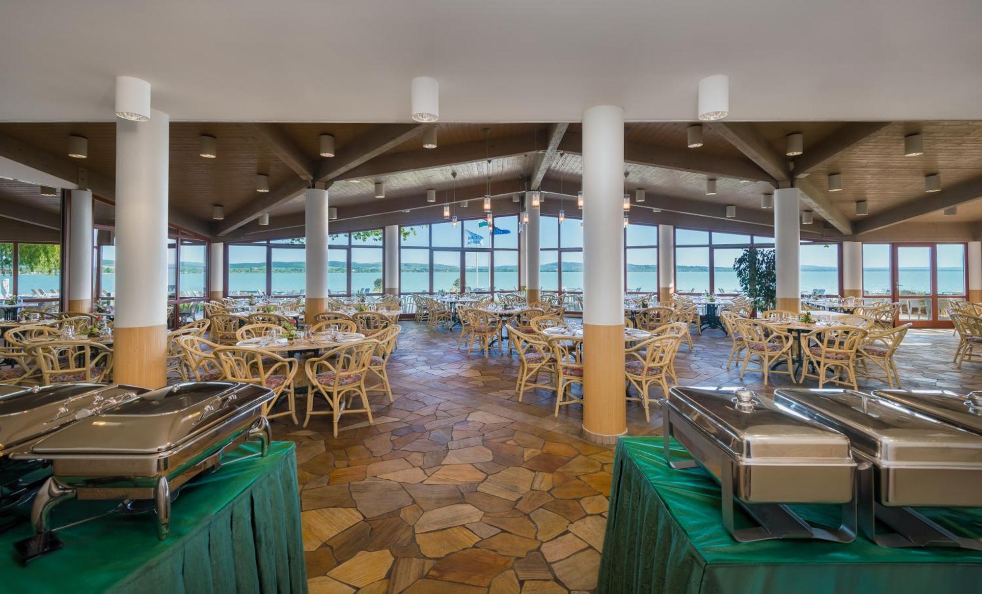 Hotel Club Tihany Luaran gambar
