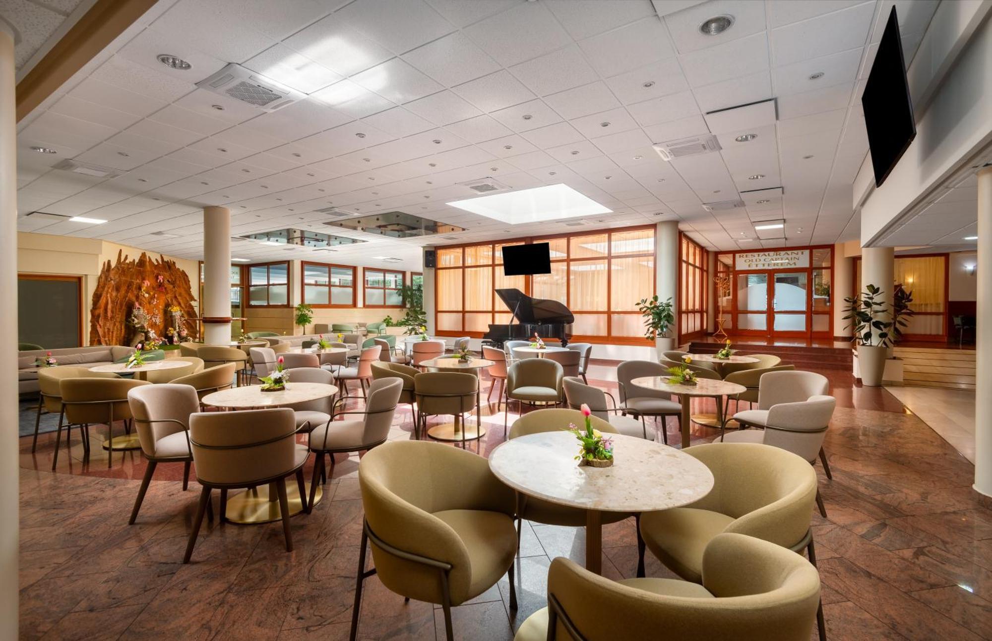 Hotel Club Tihany Luaran gambar
