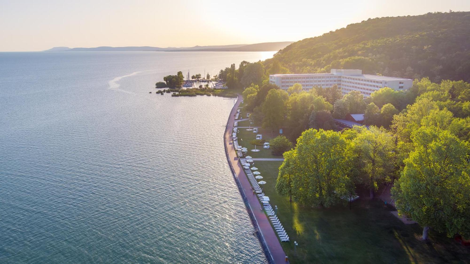 Hotel Club Tihany Luaran gambar