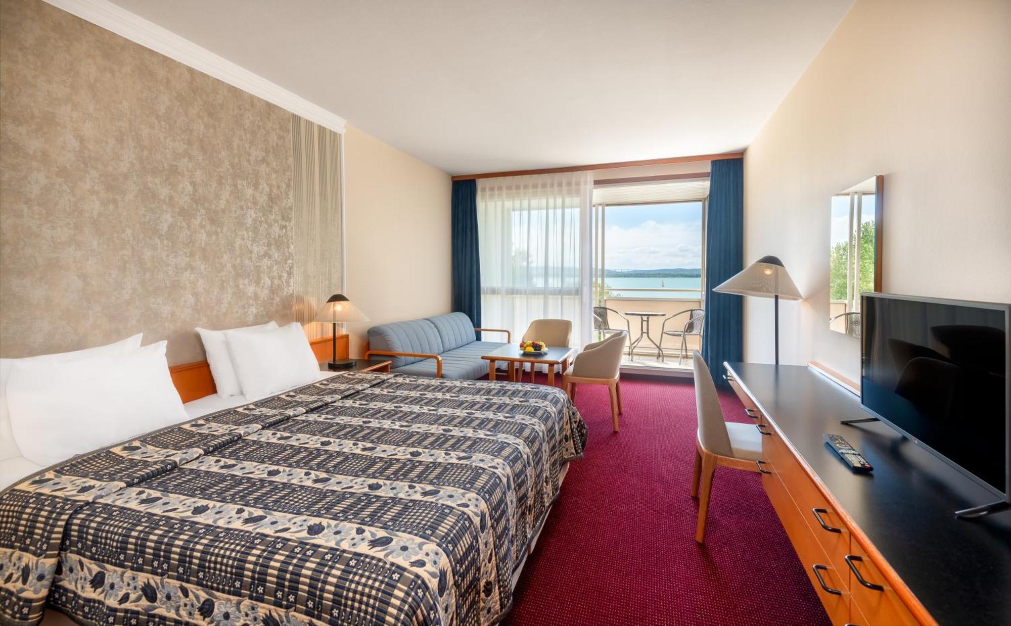 Hotel Club Tihany Luaran gambar